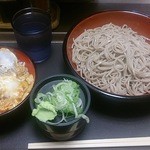 名代 富士そば - ミニヒレカツ丼セット　560円