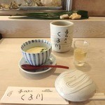寿司屋のくま川 - キリット冷えた梅酒と茶碗蒸しがセット