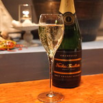 Ata - Champagne Nicolas Feuillatte Brut Grande Reserve