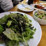 コーラ - わかめサラダ