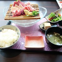 馬桜 銀座通り店 - 特選刺身ランチ（\2,650）