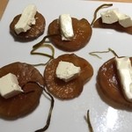 讃岐うどん あ季 - 燻りがっこオンクリームチーズ