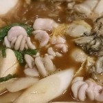 季節料理と静岡おでん しんば - [ 白子と牡蠣のあったか鍋 ] は
            大将に特別に作ってもらいました♪