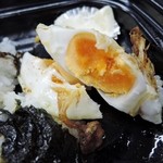 ほっともっと - 2016/3　BIGのり弁　玉子はこんな感じ