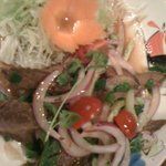 タイ食堂あらぃこだーぃ - 牛肉のスパイシーサラダ