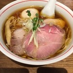 麺尊 RAGE - 軍鶏そば味玉
      2016/03