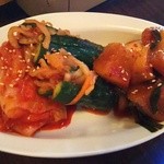 韓国料理マニト - キムチ盛
