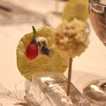 ラ・ベ - アミューズ　①