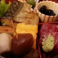 赤坂あじさい - 特製小箱弁当　限定15食アップ　2016.2