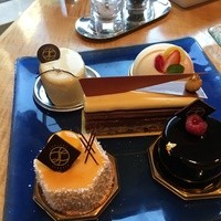 ガーデンキッチン かるめら - ローラン・ジャナンのケーキ