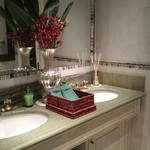 Enoteca Pinchiorri - お手洗いも高級感アリ