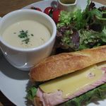 ポワンタージュ - サンドウィッチ プレート