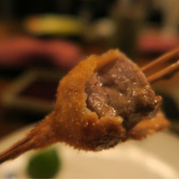 北新地　串かつ凡 - 一口で食べたらもったいないです