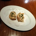 アベス - スモークサーモンムースのカナッペ（ハーフサイズ）850円