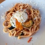 イタリアンダイニングカフェ　チィーボ - パスタ＊なすのボロネーゼ温玉のせ