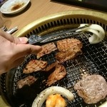 焼肉ぐりぐり家 - 