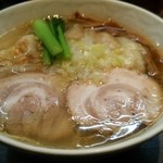 支那そばや - 山水地鶏のワンタン塩らぁ麺￥９８０