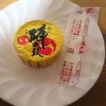 お菓子の香梅 熊本空港店 - 誉の陣太鼓