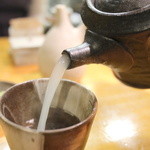 石臼挽き手打 蕎楽亭 - 蕎麦湯は足し粉をしているが、嫌みにない濃度