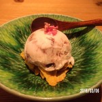 馳走　かく田 - 桜餅アイス
