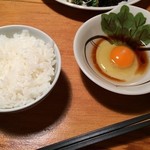 日吉津村のごはん屋 - ご飯と生玉子