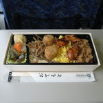 駅弁屋 - ｢鳥めし｣です。