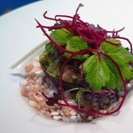 イカ・雲丹・アボカドのタルタルのアップ