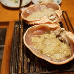 まる屋 - かに味噌も、焼かれます