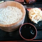 Iyoseimen - 釜揚げうどん＋野菜かき揚げ