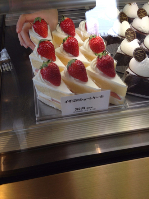ラ ベル ネージュ La Bell Neige 本庄早稲田 ケーキ 食べログ