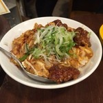 肝屋　嘉正亭　みその - 牛もつ卵とじ丼