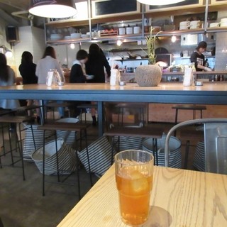 バス ストップ カフェ_2