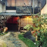 肉家かぐら - 店舗正面
      「2016.03」