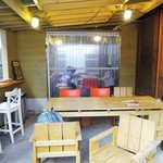 サ・マーシュ - イートインスペース