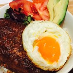 ■ Avocado, soft-boiled egg, and loco moco rice bowl