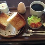 カフェ ヴィオロン - モーニング 本日の珈琲  550円