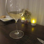 サラマンジェ ド ヨシノ - 今回はお魚料理が多かったので、白ワインをボトル発注