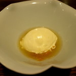 料理屋 仁 - デザート～酒粕のアイス、ゆずと生姜のジュレ
