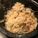 焼肉龍王館 - 石焼明太チーズビビンバ
(パオちゃん混ぜ)
