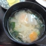 海賊亭 - かき入り味噌汁(かきづくし定食)
