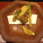 仁木家 - 揚物（安納芋、山うど、たらの芽、うるい）