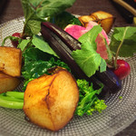 仁木家 - 生野菜柚子味噌（フライドポテト、ブロッコリー、菜の花、バイオレットハーモニー、紅芯大根、ラディッシュ）