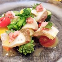 鰤の炙り　柴海農園の野菜