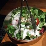 金獅子のヤキニク - シーザーサラダ