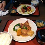 Couleur - 若鶏と野菜の黒酢ソース830円、若鶏と揚げだし豆腐830円