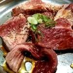 Sumibiyakiniku Gyu- - ハラミスジ。380円