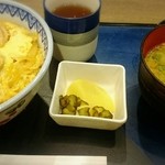 和食めん処　彦兵衛 - 親子丼