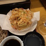 元禄そば 江戸一 - もりあげそばの掻き揚げ。