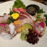 刺身盛り合わせ