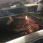 ステーキハウス 听 - 